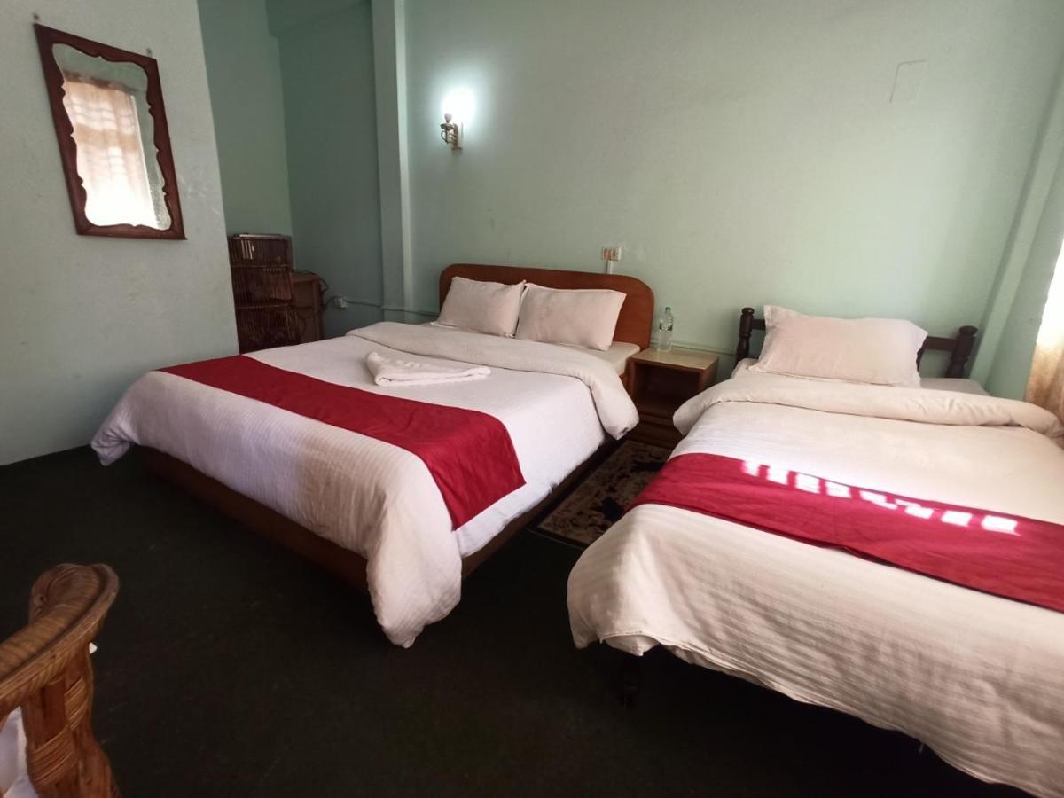 Pushpa Guest House Pokhara Exterior foto