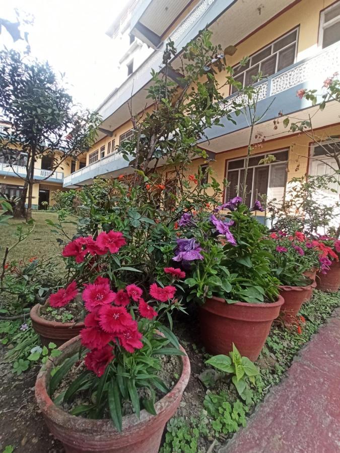 Pushpa Guest House Pokhara Exterior foto